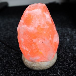 high-quality-usb-natural-salt-lamp-11-5-cm
